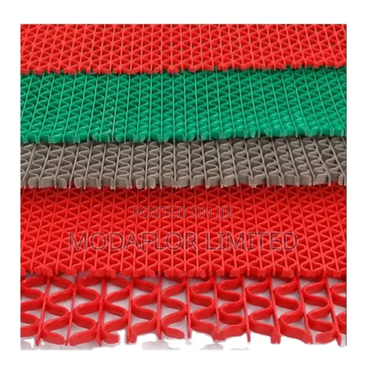 Flexible Anti-Slip PVC Mats – Strong, Drainage-Ready Easy to Install