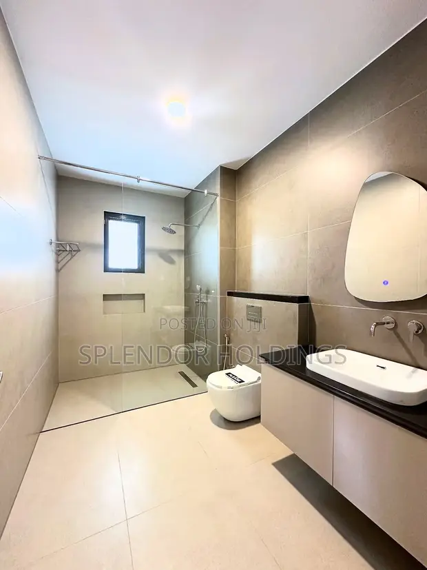 4bdrm Townhouse/Terrace in Dam Estate for sale
