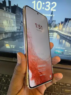 Samsung Galaxy S22 5G 256 GB Silver