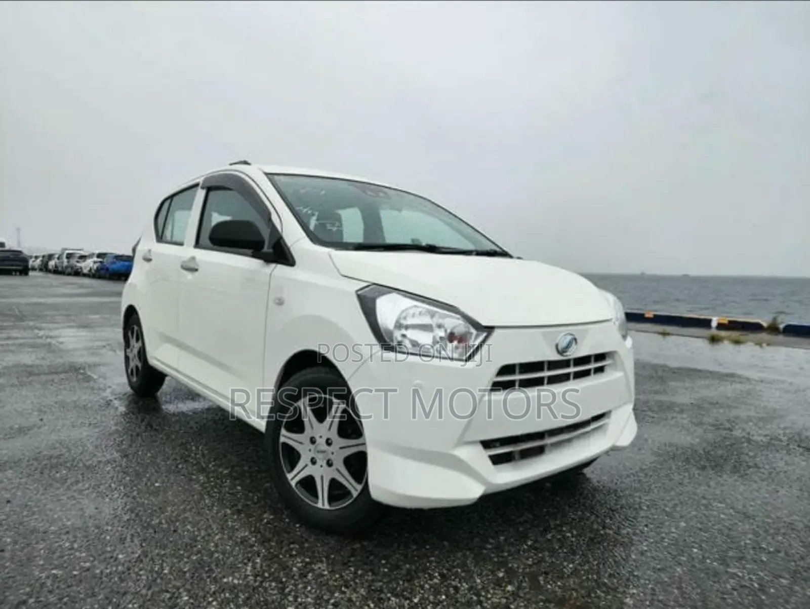 Daihatsu Mira 2019 White