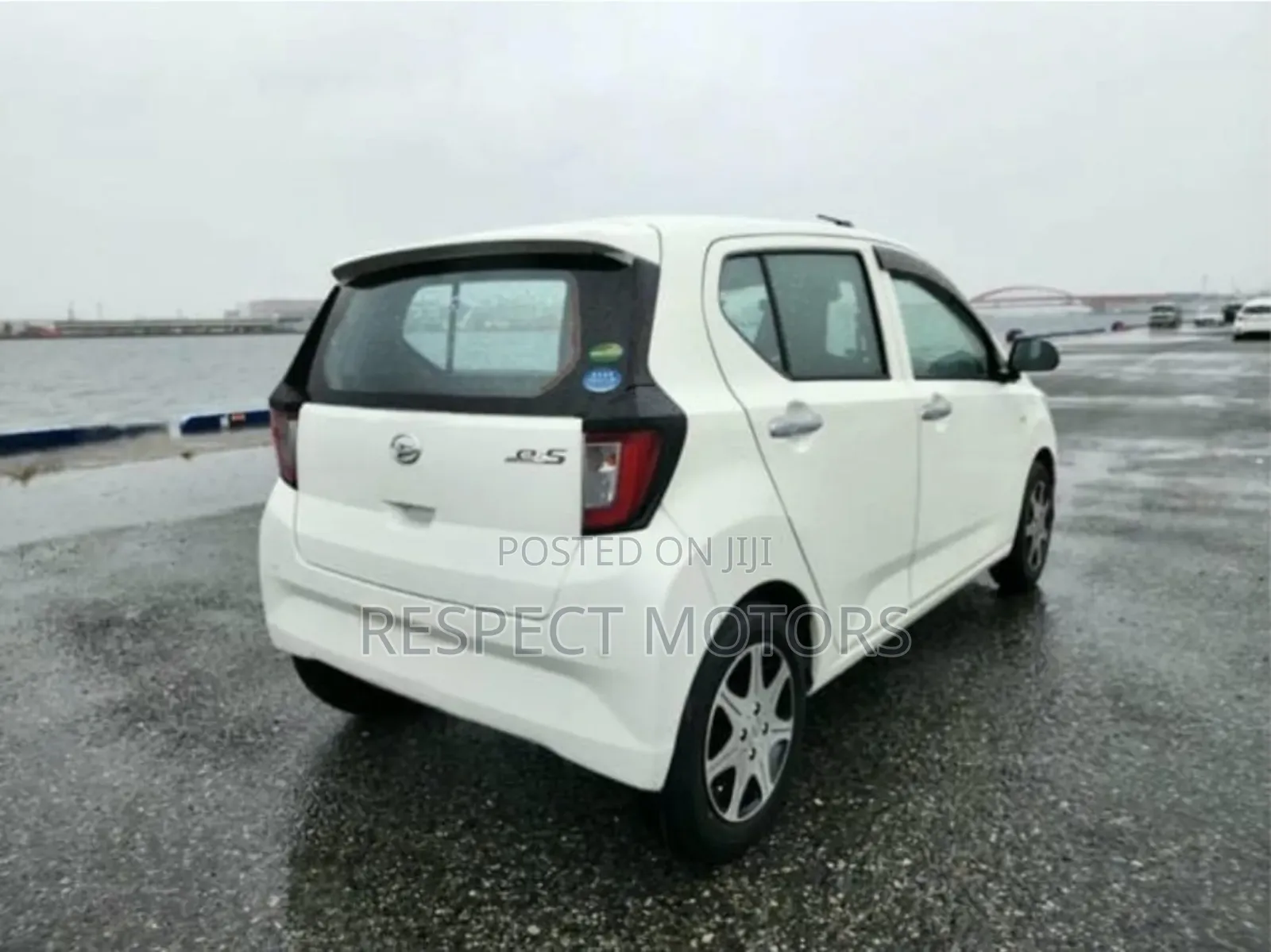 Daihatsu Mira 2019 White