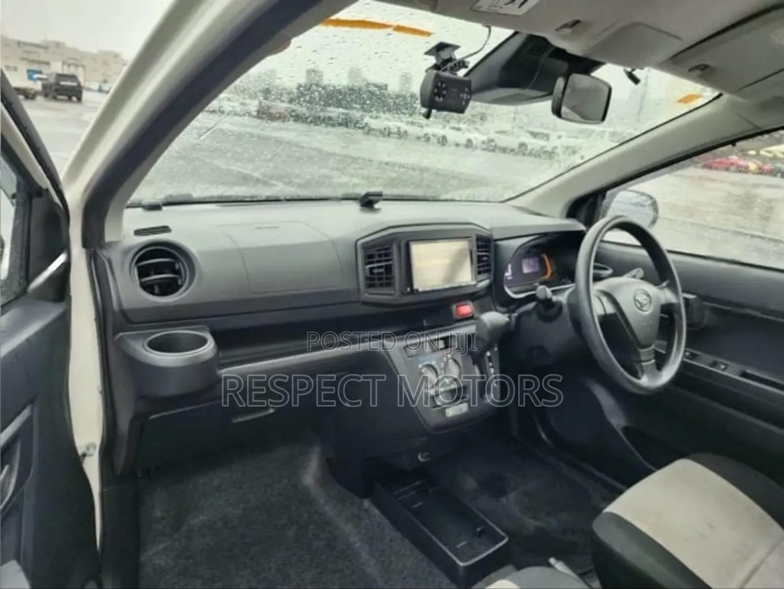 Daihatsu Mira 2019 White