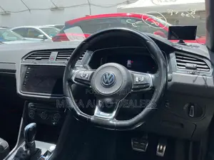 Volkswagen Tiguan 2018 Black