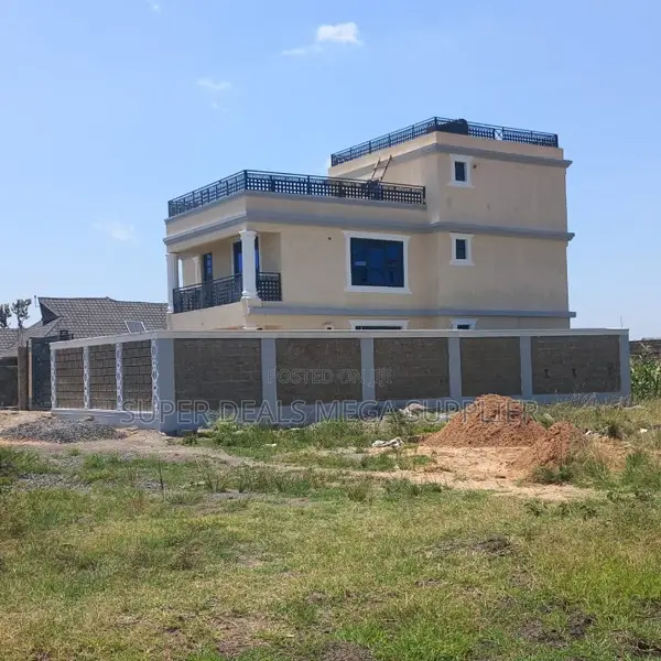 5bdrm Maisonette in Nairobi Central for sale