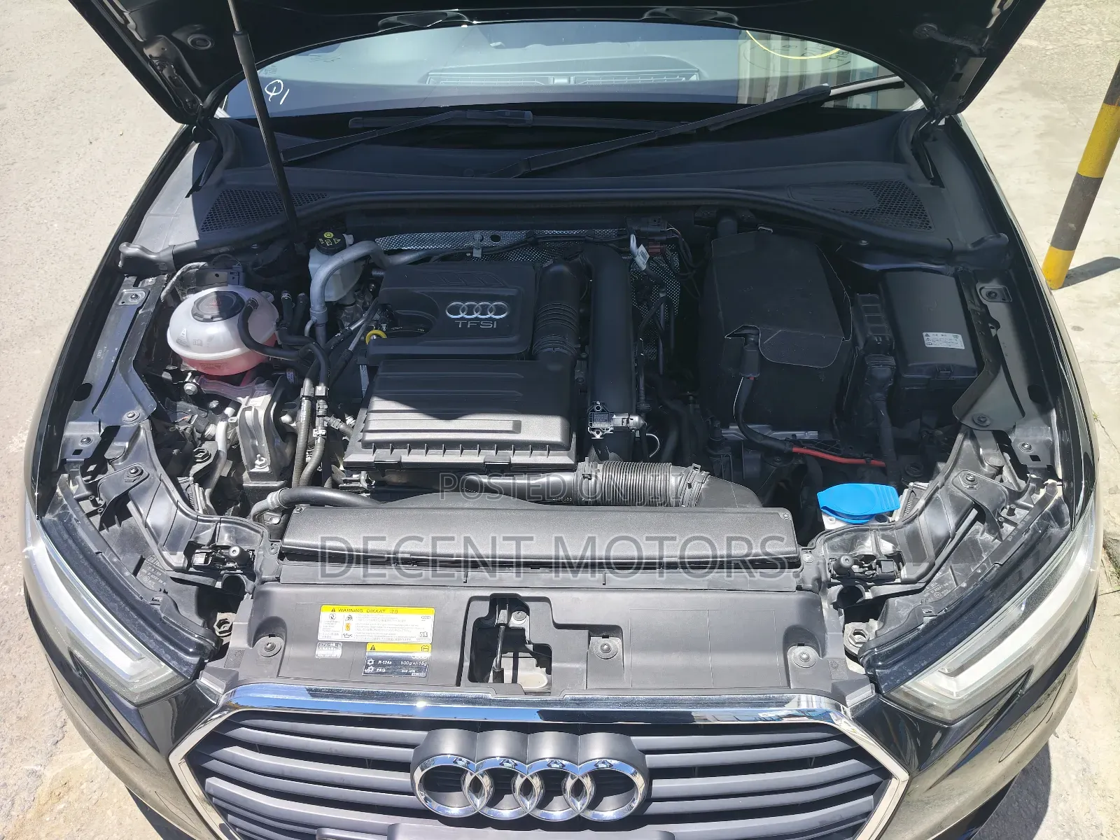 Audi A3 2.0T Titanium Premium FWD 2019 Black
