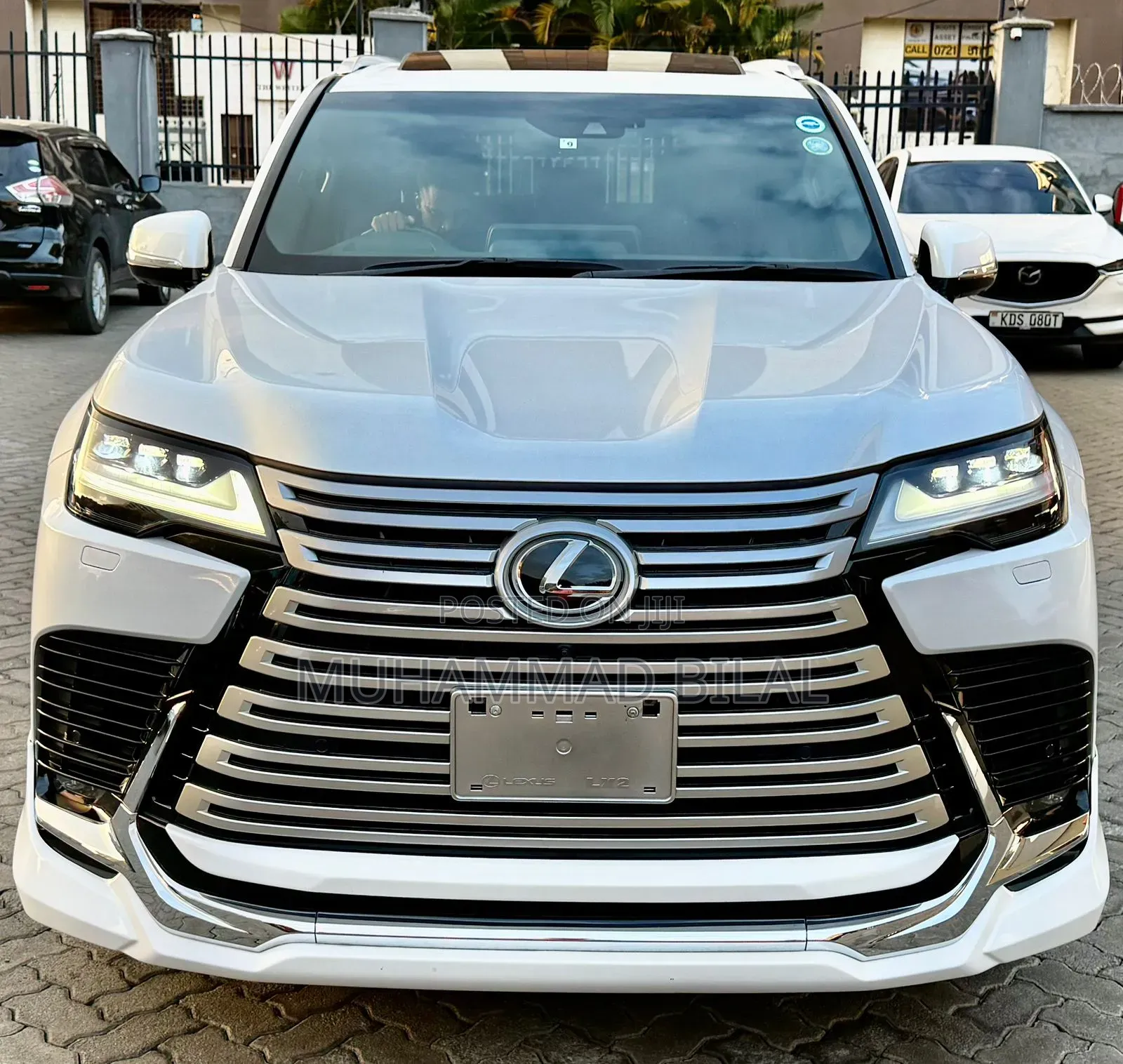 Lexus LX LX 600 2023 White