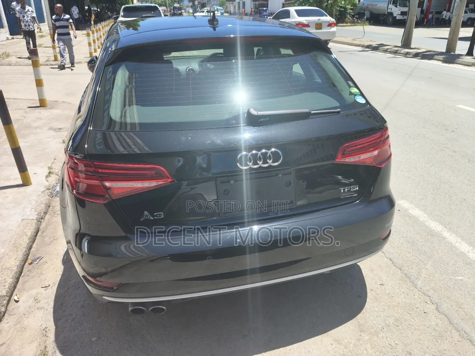 Audi A3 2.0T Titanium Premium FWD 2019 Black
