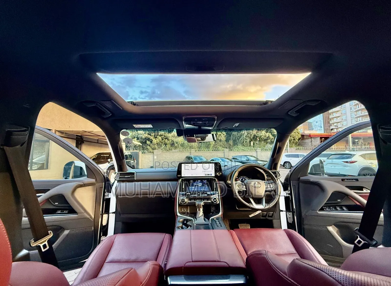 Lexus LX LX 600 2023 White