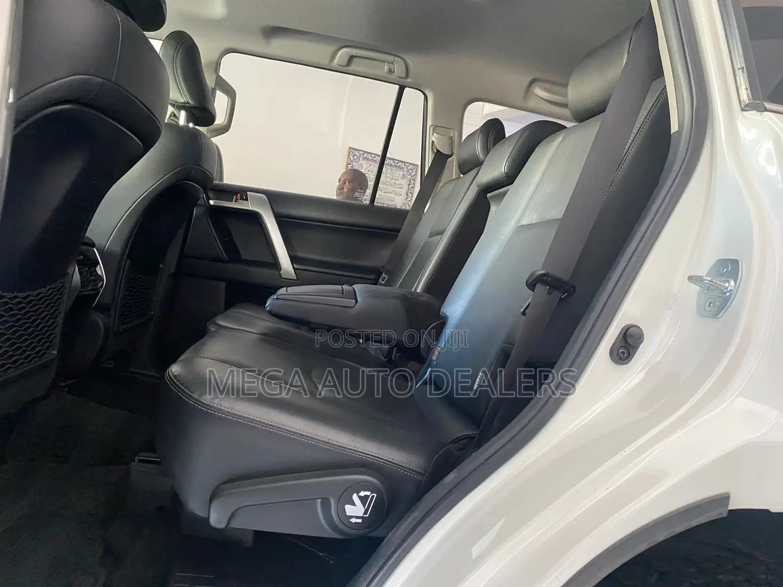 Toyota Land Cruiser Prado 2018 White