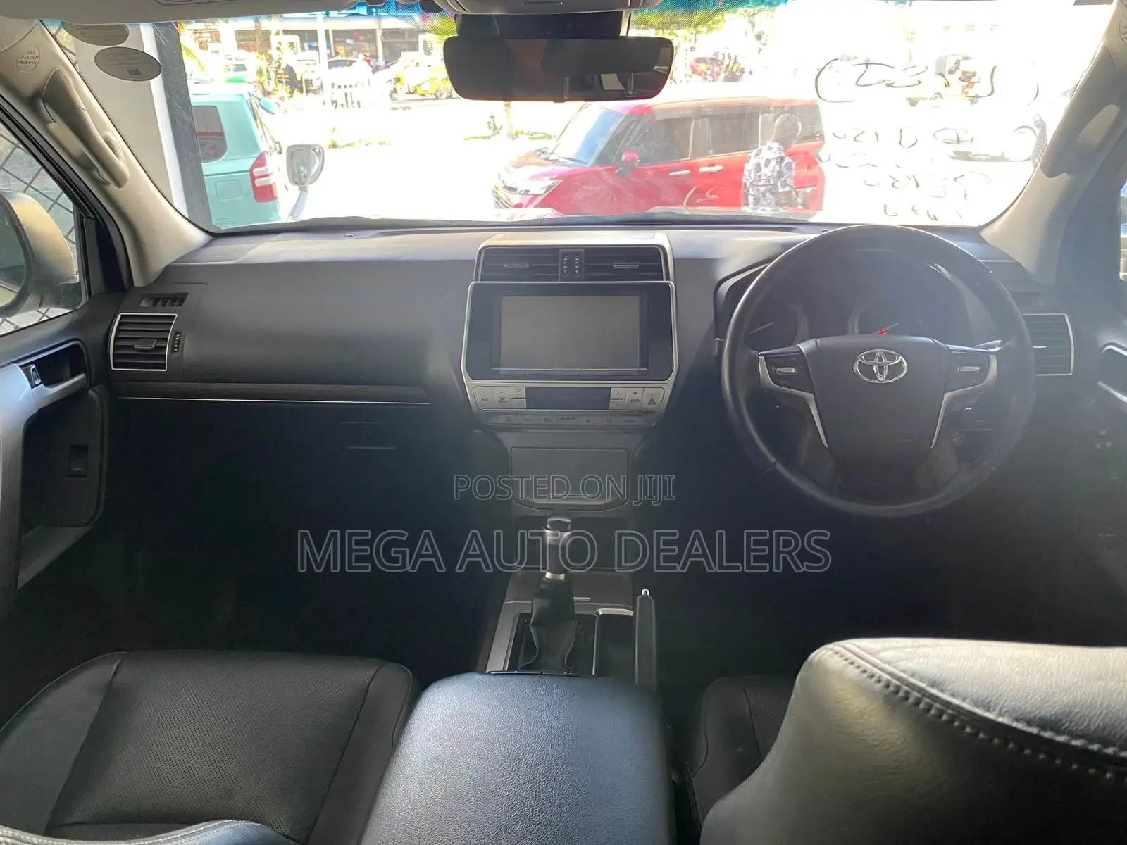 Toyota Land Cruiser Prado 2018 White