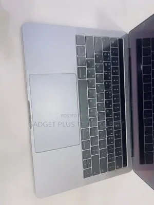 Laptop Apple MacBook Pro 2018 16GB Intel Core I5 SSD 512GB