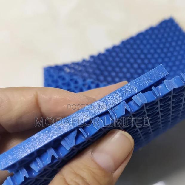 PVC Mats – Water-Resistant Slip-Proof for Bathrooms and Pools - main view