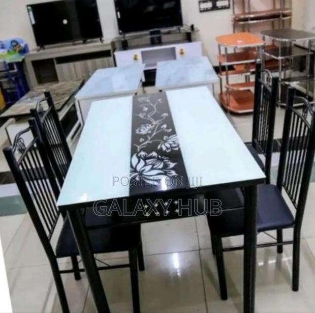Executive 4 Sitter Dinning Table