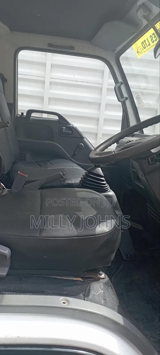 Isuzu NPR Tipper - thumbnail 6