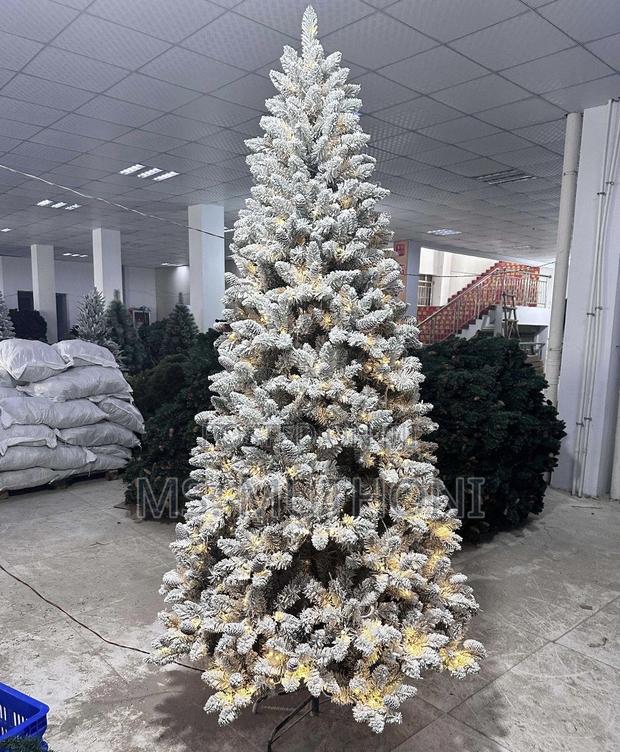 6ft / 7 Ft Pre-Lit Snow Flaked Christmas Tree* - thumbnail 2