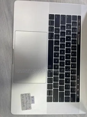 Laptop Apple MacBook Pro 2018 16GB Intel Core I7 SSD 1T