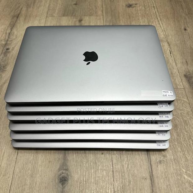 Laptop Apple MacBook Pro 2017 16GB Intel Core I7 SSD 512GB - thumbnail 2