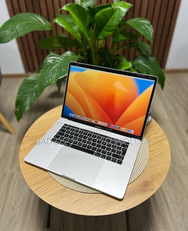 Laptop Apple MacBook Pro 2017 16GB Intel Core I7 SSD 512GB - thumbnail 4