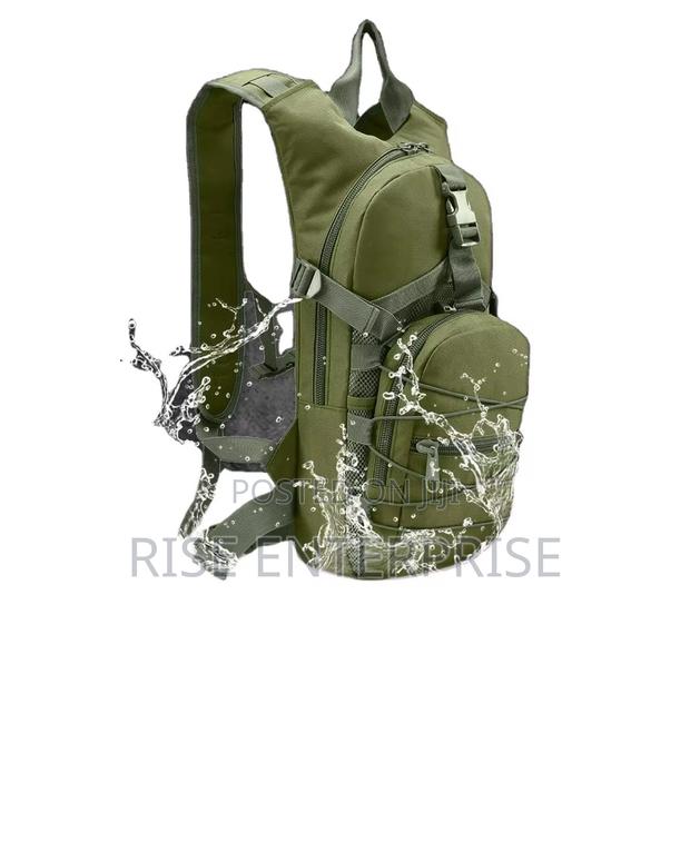 Tactical Camel Hiking Bag With 3litre Water Bladdder - thumbnail 2