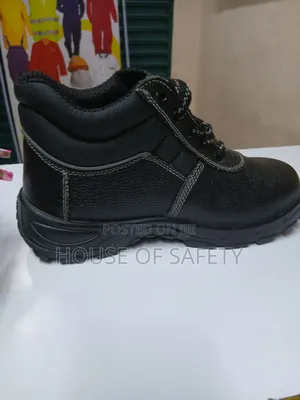 Vaultex Size 44 Industrial Steel Toe Cap Safety Boots