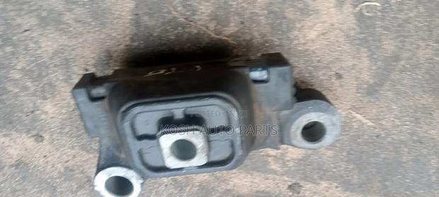Gear Mount for Nissan Bluebird - thumbnail 2