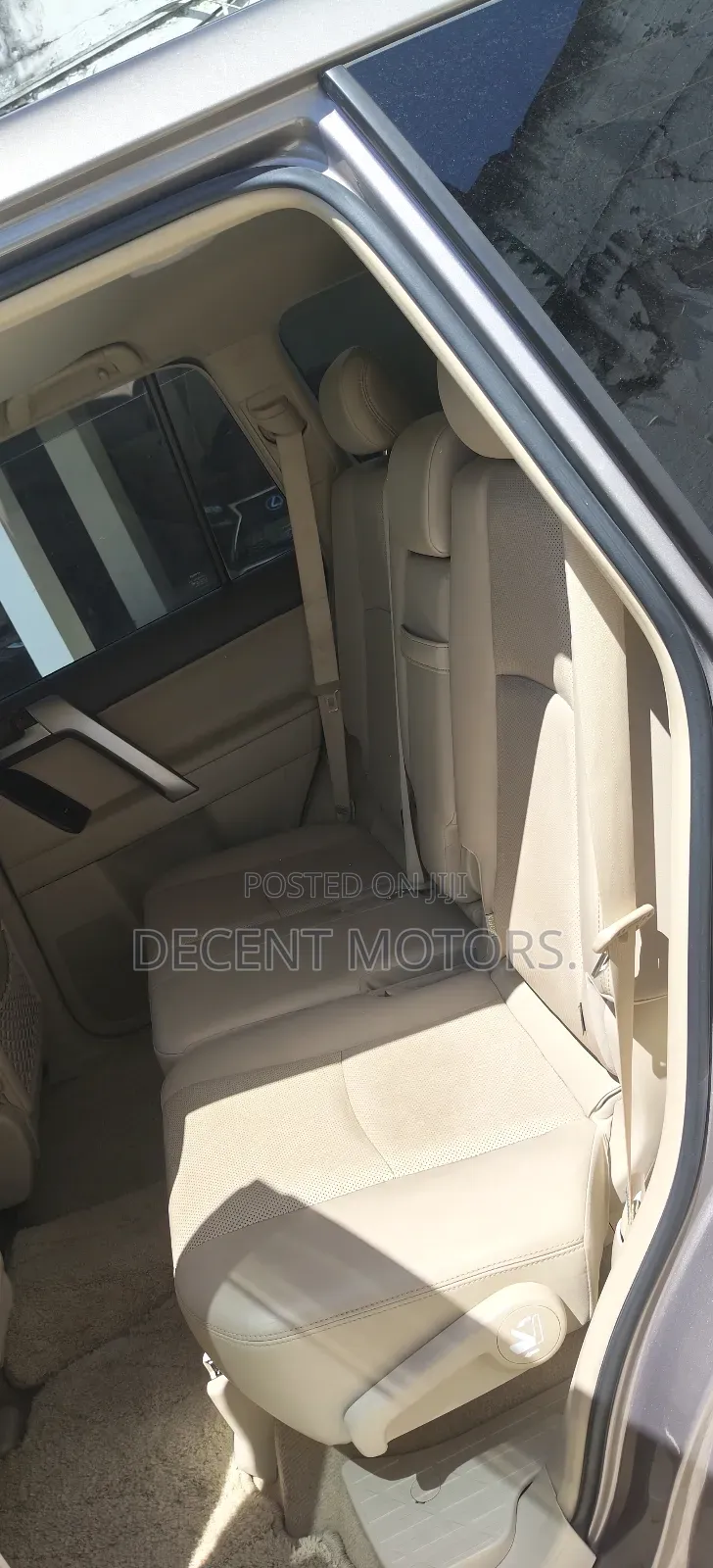 Toyota Land Cruiser Prado 2018 Gray