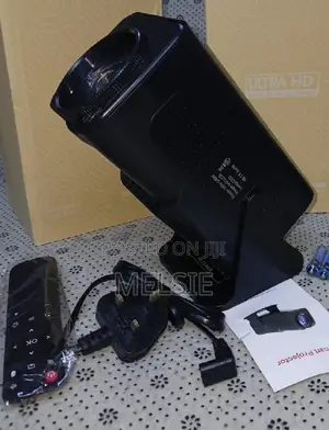 Wifi/Bluetooth/Android 13 Smart Projector Auto Keystone, 180°Rotatable