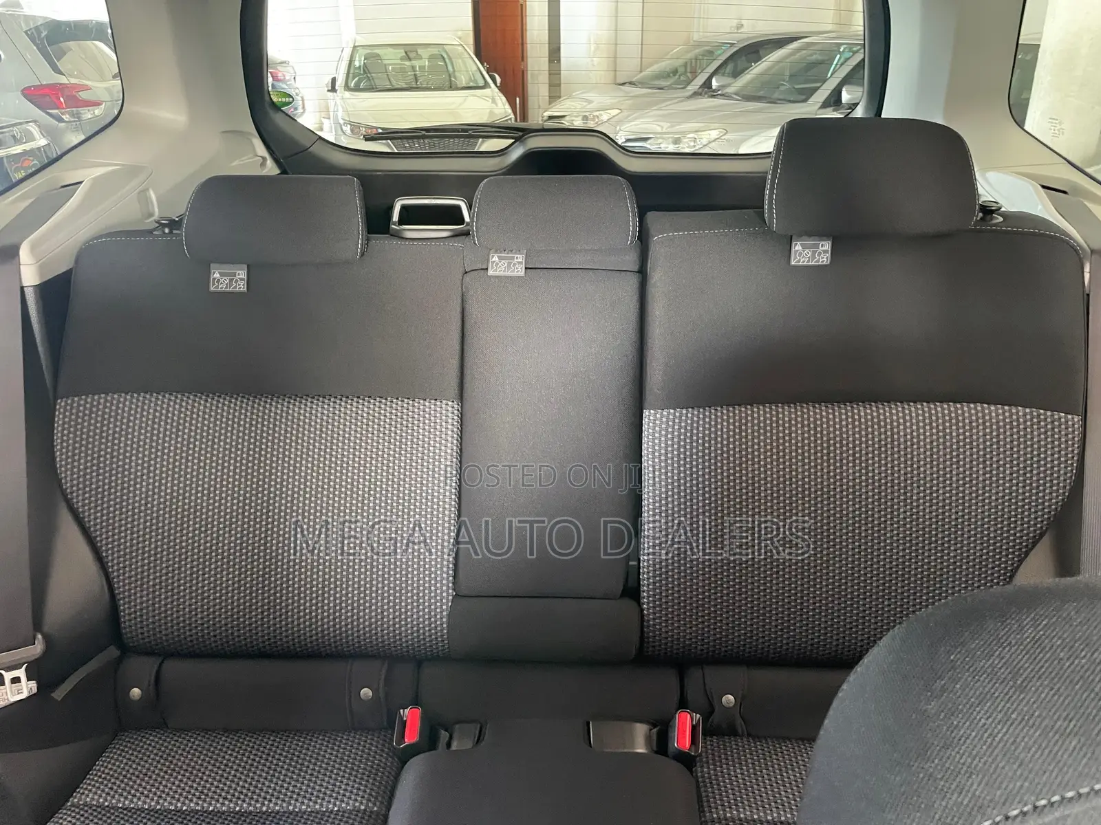 Subaru Forester 2018 White