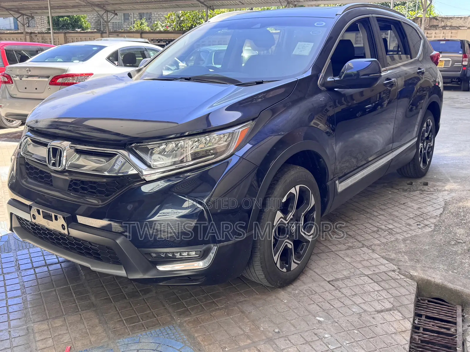Honda CR-V Touring AWD 2018 Blue