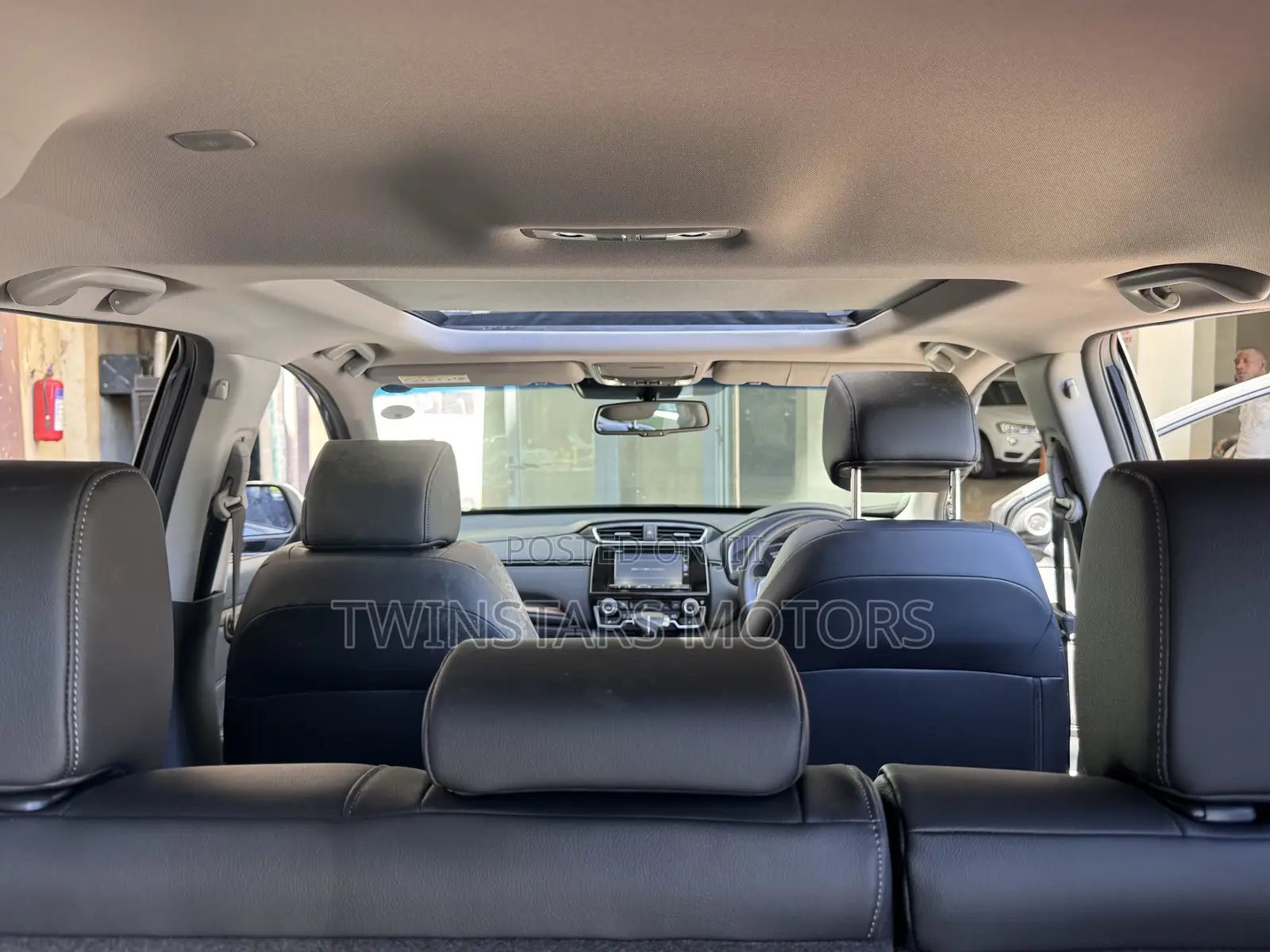 Honda CR-V Touring AWD 2018 Blue