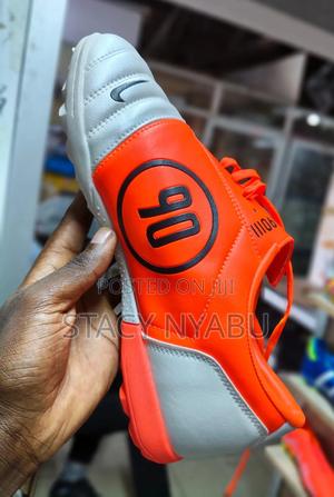 Total 90 Quality Trainers Football Boots Size 40_43 - thumbnail 2