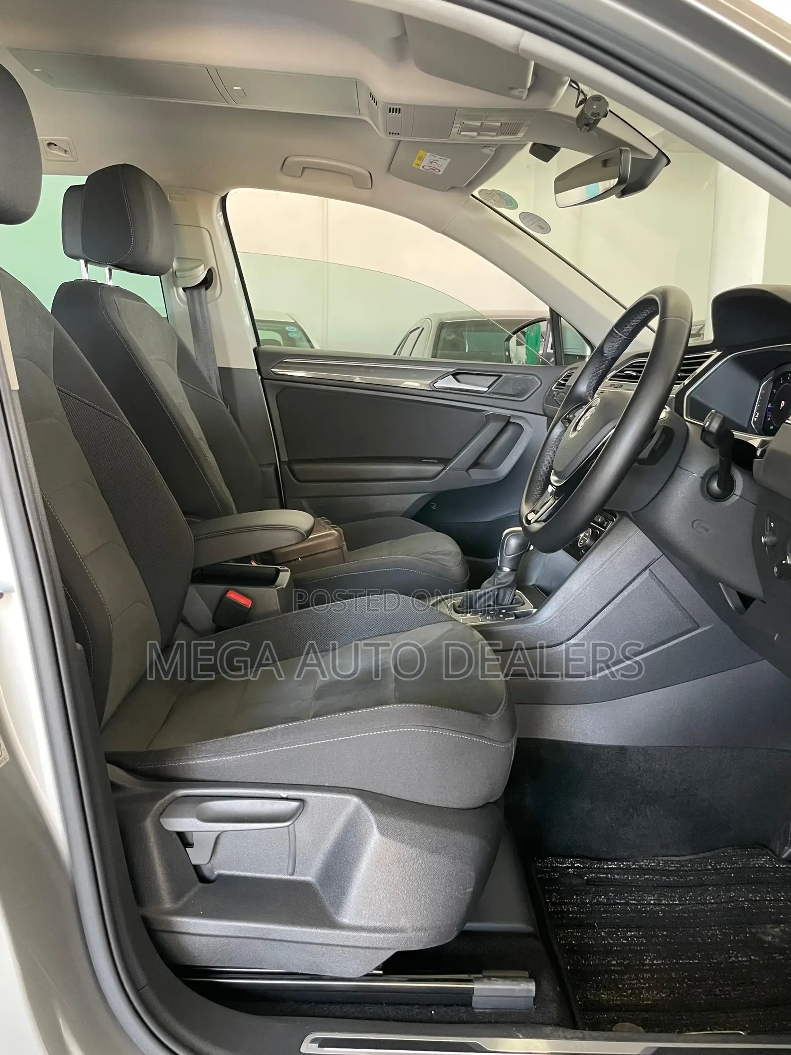 Volkswagen Tiguan 2019 Gray