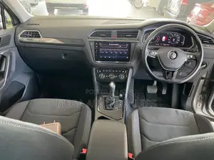 Volkswagen Tiguan 2019 Gray