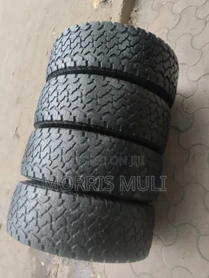 265/65r17 Maxxis