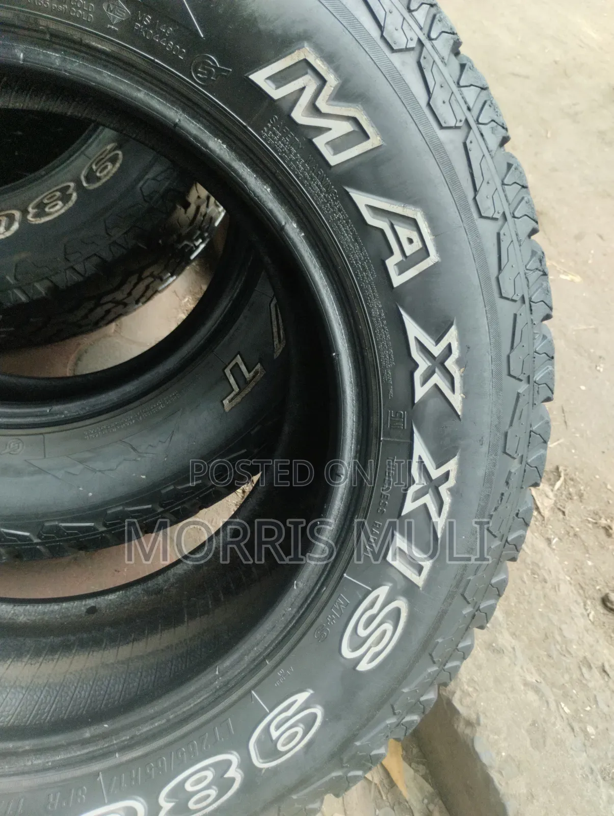 265/65r17 Maxxis