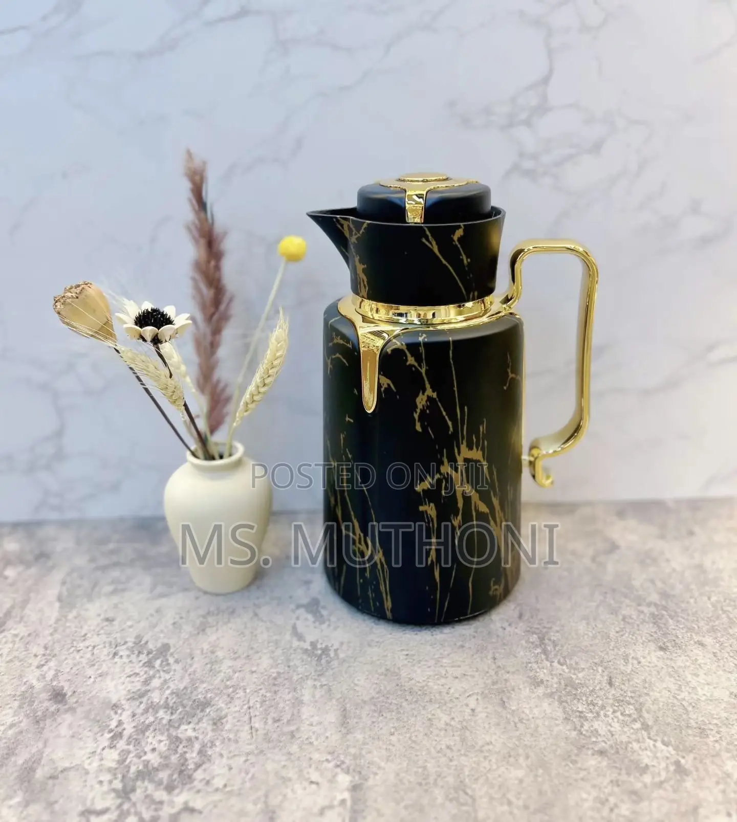 Double Walled Black and Gold Marble-Like Vacuum Flask