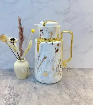Double Walled Black and Gold Marble-Like Vacuum Flask