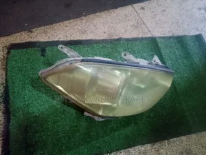 Toyota Caldina 2003 Non Xenon Headlight