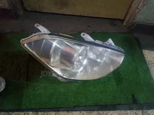 Toyota Caldina 2003 Xenon Headlight