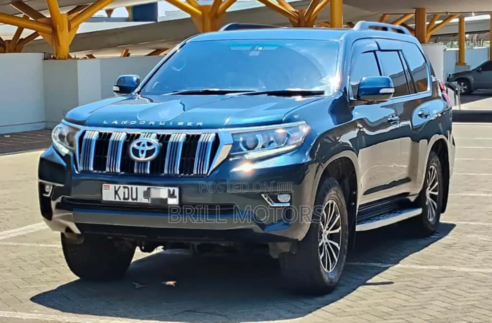 Toyota Land Cruiser Prado 2011 Black