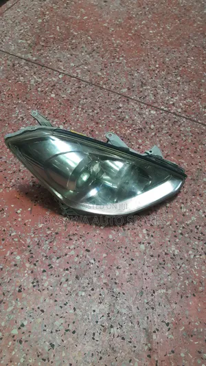 Toyota Caldina 2005 Xenon Headlight