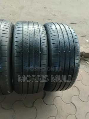 245/40r20 Dunlop
