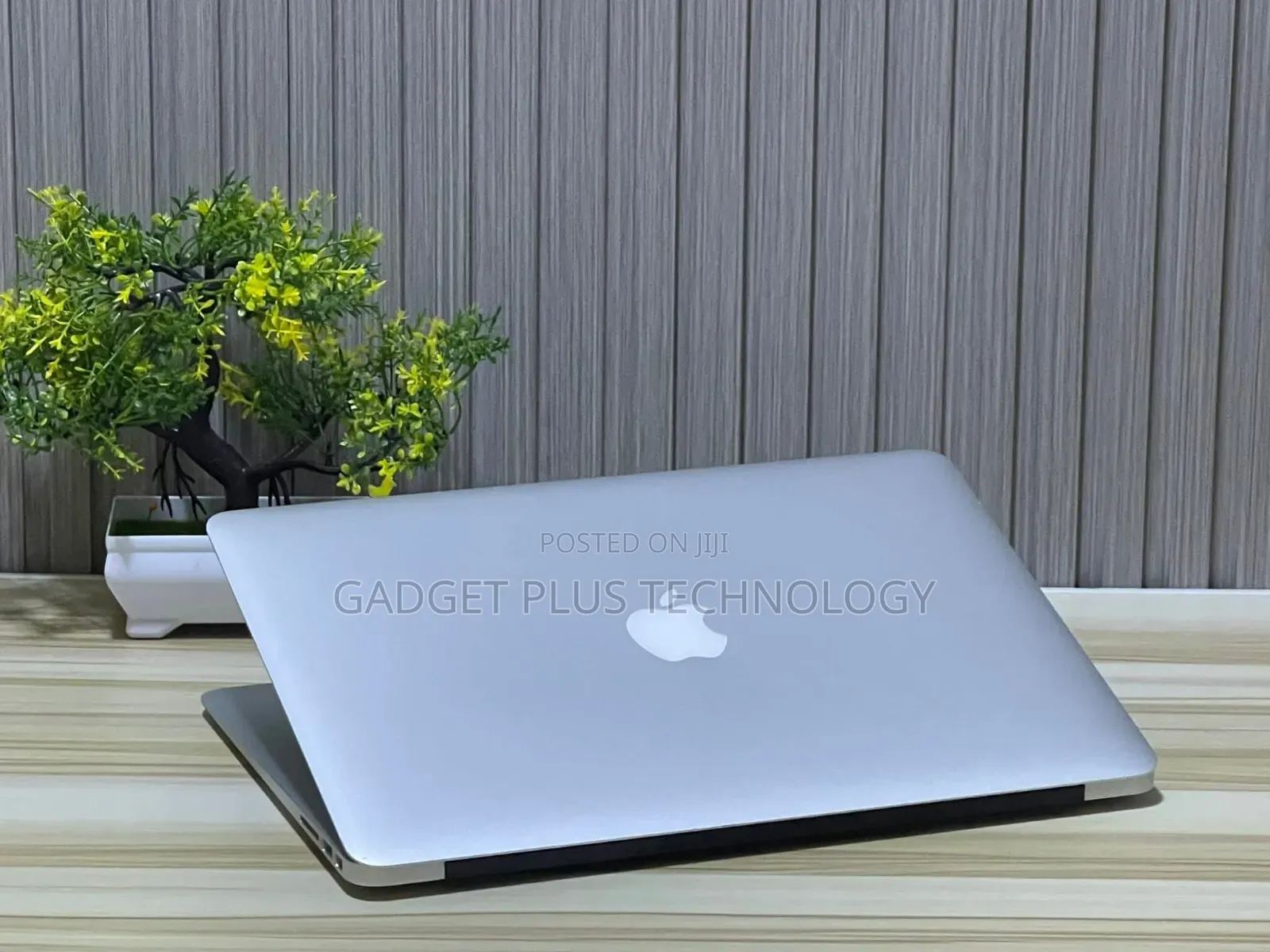 Laptop Apple MacBook Air 2017 8GB Intel Core I5 SSD 256GB
