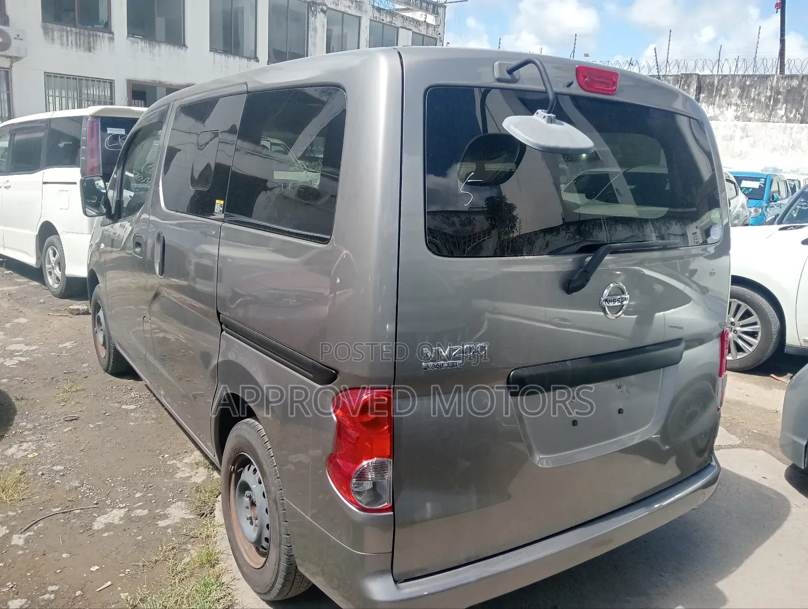 Nissan Caravan 2019 Gray
