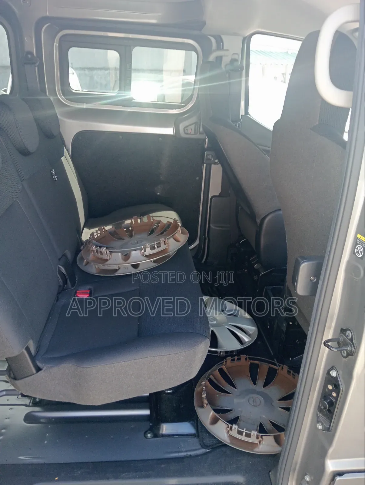 Nissan Caravan 2019 Gray