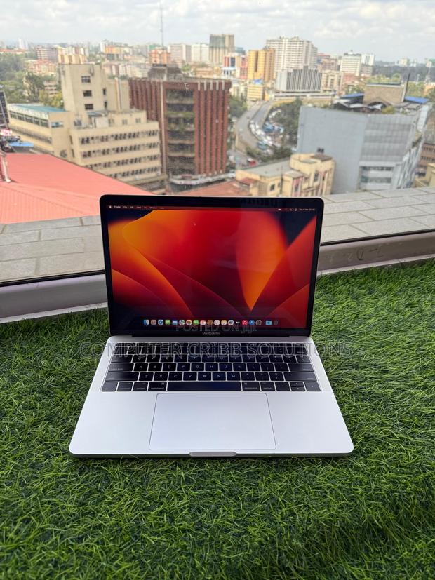 Laptop Apple MacBook Pro 2017 8GB Intel Core I5 SSD 256GB - thumbnail 4