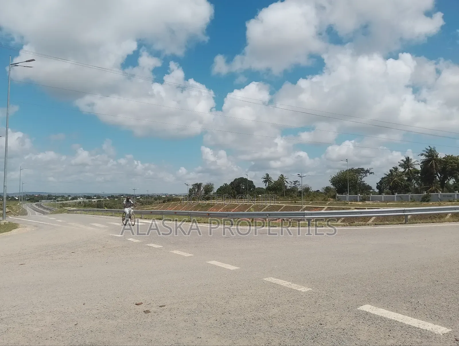 1/8 Prime Commercial Plot for Sale at Dongo Kundu Bypass
