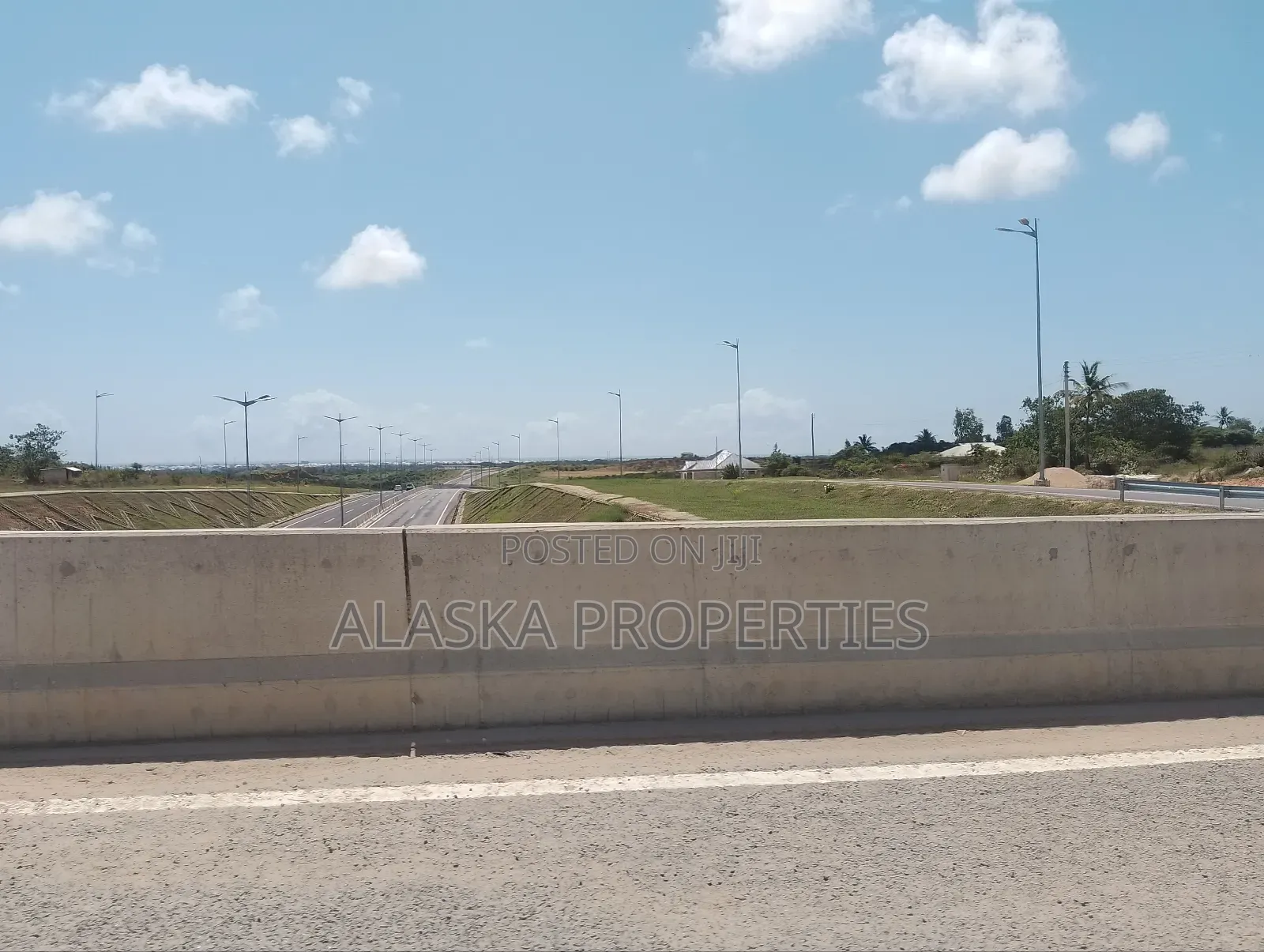 1/8 Prime Commercial Plot for Sale at Dongo Kundu Bypass