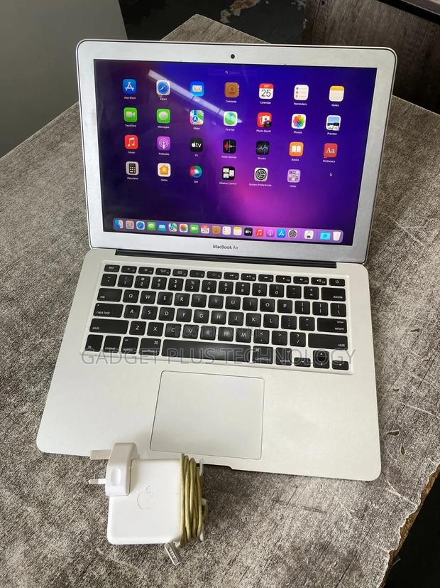 Laptop Apple MacBook Air 2015 8GB Intel Core I5 SSD 256GB