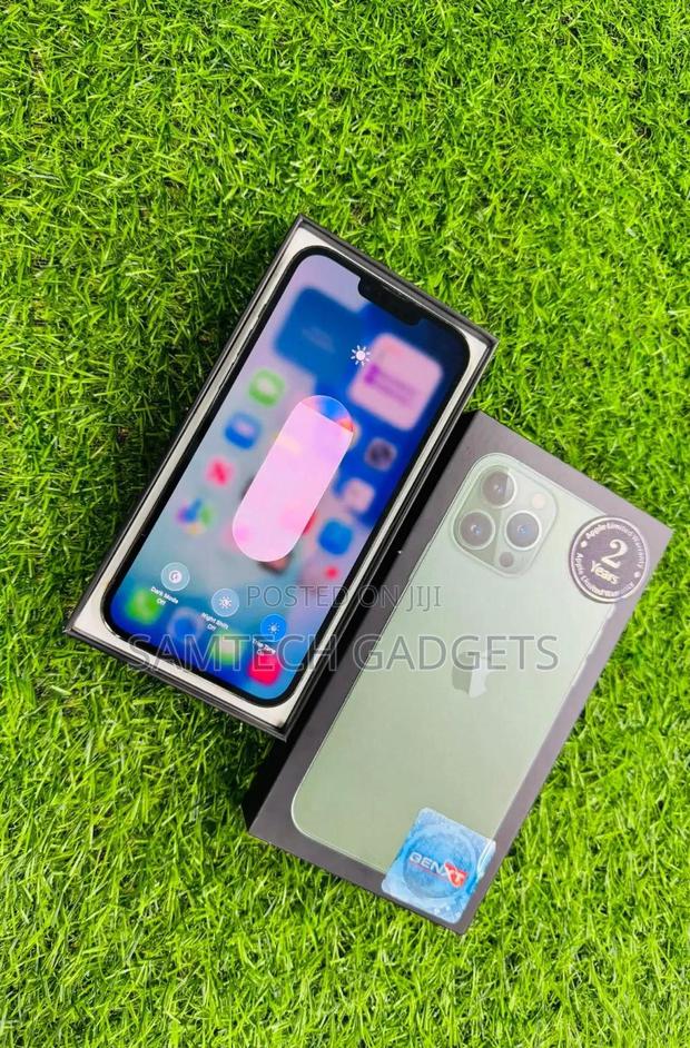New Apple iPhone 13 Pro Max 256 GB Green - thumbnail 3